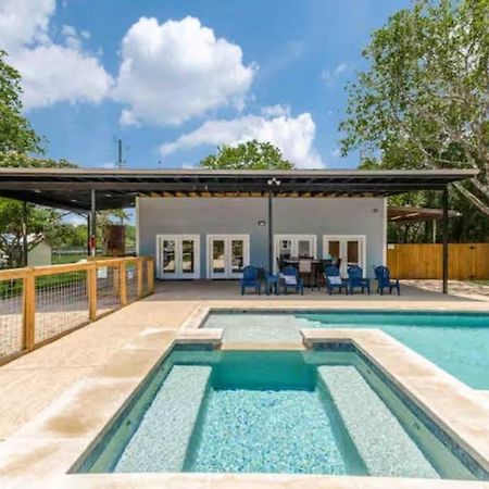 5 Bdrm Home On 2 Acres Mins To Wineries Private Heated Pool And Hot Tub Johnson City Exterior foto